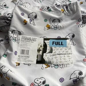NEW Snoopy Full Flat Sheet and Pillowcase